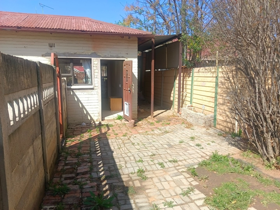To Let 1 Bedroom Property for Rent in Dagbreek Free State